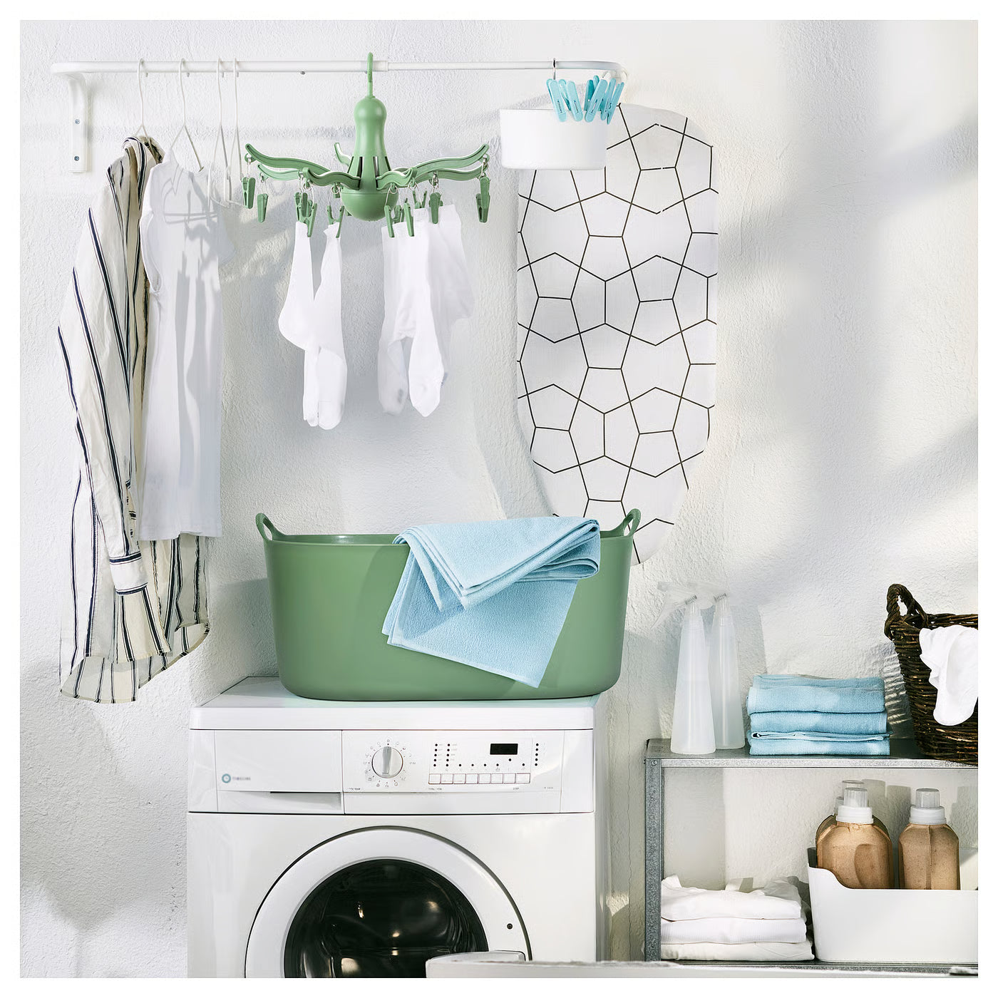 PRESSA Hanging dryer 16 clothes pegs, green